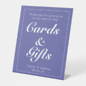 Periwinkle & White Modern Minimalistischer Geschen Sockelschild (Vorderseite)