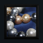 Perlen 30-Jährige Geschenk Schmuckschachtel<br><div class="desc">Vielleicht ein ideales Geschenk speziell für den 30. Geburtstag von Pearl.</div>