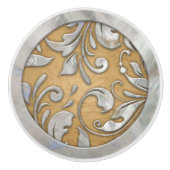 Perlen-Scrollwerk auf pastellfarbenem Gold Keramikknauf (Vorderseite)
