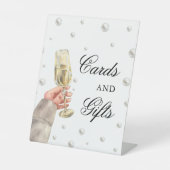 Perlen und Prosecco Brautparty Karten und Geschenk Sockelschild (Vorderseite)