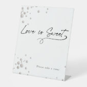 Perlen und Prosecco minimal Modernes Brautparty Sockelschild (Vorderseite)