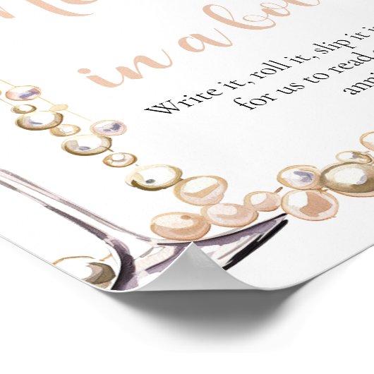 Perlen und Prosecco-Nachricht in einem Flaschensig Poster (Ecke)