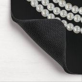 Perlenfolge auf schwarz mousepad (Ecke)