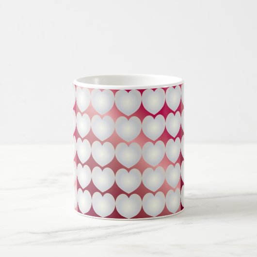 Perlenherzen auf rubinischem Hintergrund Kaffeetasse (Mittel)