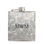 Perlmuttmuster-Monogramm Flachmann (Vorderseite)