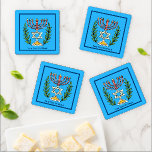 Persian Magen David Menorah Untersetzer Set<br><div class="desc">Dieses Bild wurde aus einer antiken persischen jüdischen Fliese mit einer Menorah mit einem Magen David (Stern von David) gerahmt von Olivenzweigen. Die Unvollkommenheiten des originalen,  handbemalten Bildes wurden bewahrt. Fügen Sie Ihren eigenen Text hinzu.</div>