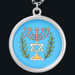 Persian Magen David Menorah Versilberte Kette<br><div class="desc">Dieses Bild wurde aus einer antiken persischen jüdischen Fliese mit einer Menorah mit einem Magen David (Stern von David) gerahmt von Olivenzweigen. Die Unvollkommenheiten des originalen,  handbemalten Bildes wurden bewahrt.</div>
