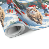 Persische Katze sitzt im Schnee mit Weihnachtshut Geschenkpapier (Rolleneckpunkt)