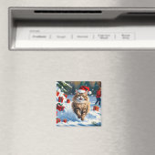 Persische Katze sitzt im Schnee mit Weihnachtshut Magnet (In Situ (Geschirrspüler))