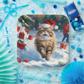 Persische Katze sitzt im Schnee mit Weihnachtshut Pappteller (Party)