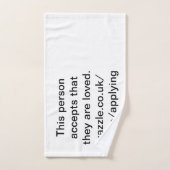Person akzeptiert, dass sie geliebt wird. badhandtuch set (Handtuch)