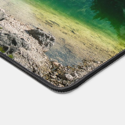 Person am Bergsee Schreibtischunterlage (Ecke)