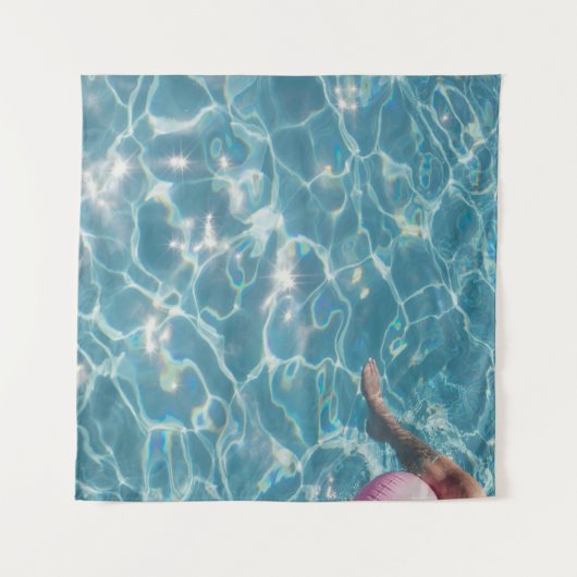 Person am Schwimmbad Wandteppich (Vorderseite (Horizontal))