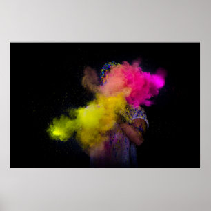 PERSON, DIE FARBIERTES PULVER GREIFT POSTER