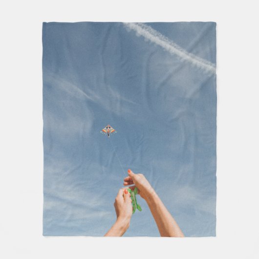 Person, die morgens Drachen fliegt Fleecedecke (Vorderseite)