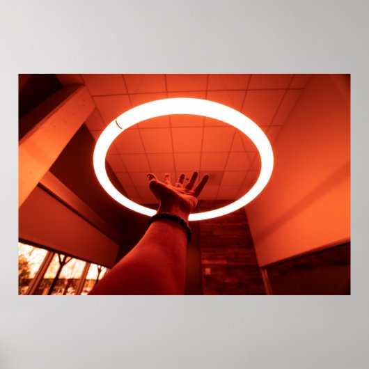 PERSON ERREICHT RUNDE-AUF-FLUORESCENT LAMP I POSTER (Vorne)