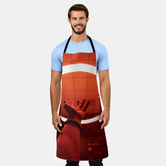 PERSON ERREICHT RUNDE-AUF-FLUORESCENT LAMP I SCHÜRZE (Getragen)