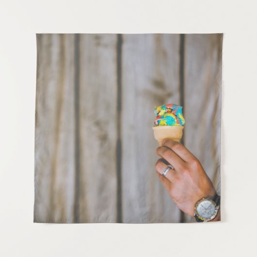 Person mit mehrfarbigem Eis Wandteppich (Vorderseite)