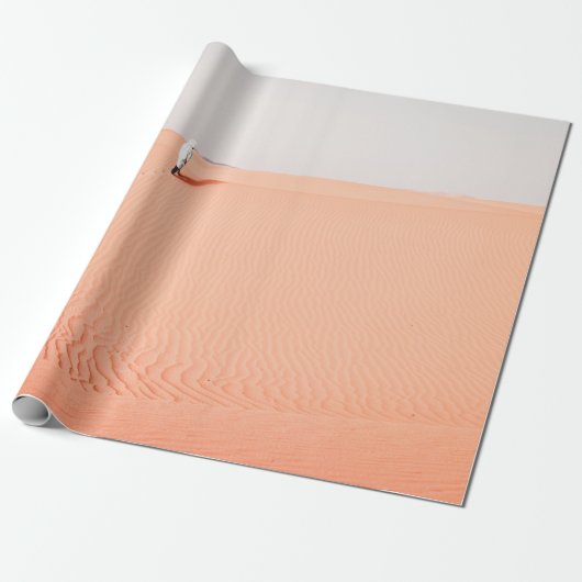 PERSON WALKING ON DESERT GESCHENKPAPIER (Ungerollt)