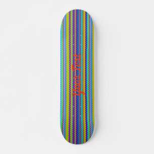 Personalisierbare farbenfrohe mehrfarbige Wavy Lin Skateboard