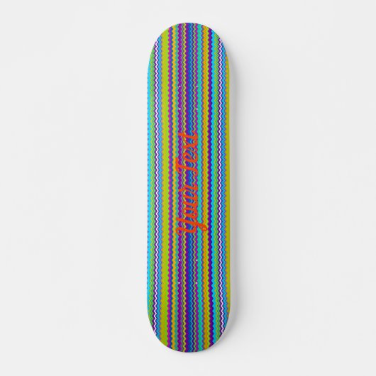 Personalisierbare farbenfrohe mehrfarbige Wavy Lin Skateboard (Vorne)