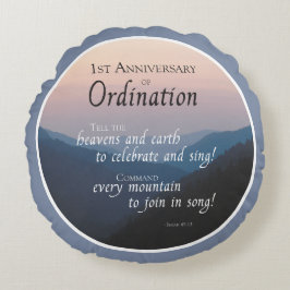 Personalisieren des 1. Jahrestags der Ordination-G Rundes Kissen