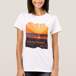 Personalisieren eines Lichts ist abgedunkelt T-Shirt