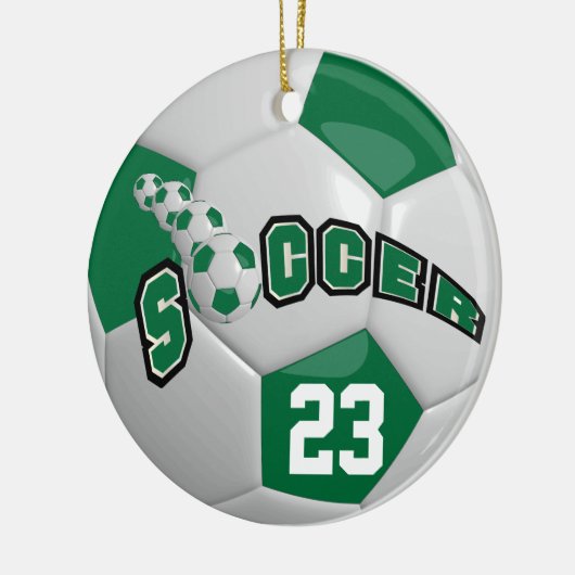 Personalisieren ⚽ Fußballball | Dunkelgrün Keramik Ornament (Links)