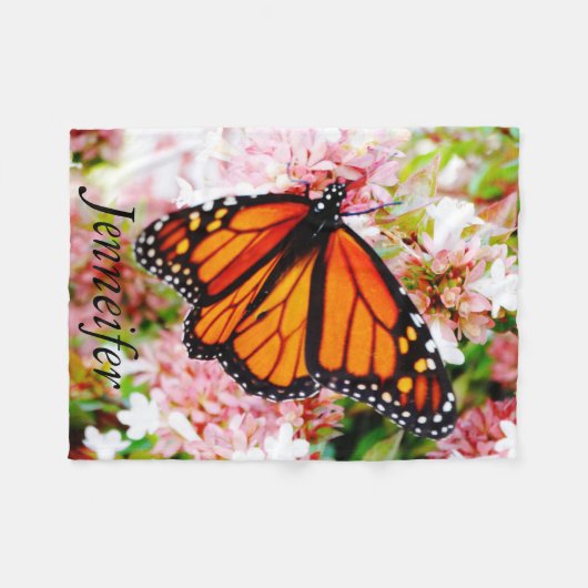 personalisieren mit/ Name Orange und Black Butterf Fleecedecke (Vorderseite (Horizontal))