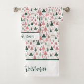 Personalisieren Sie Boho Pink Green Christmas Tree Badhandtuch Set (Insitu)