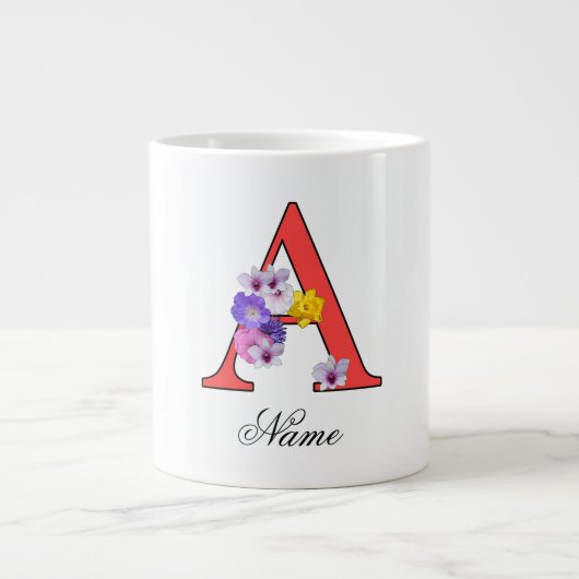 Personalisieren Sie das florale Monogramm A + Name Jumbo-Tasse (Vorderseite)
