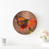 Personalisieren Sie den Monarchschmetterling auf d Große Wanduhr (Zuhause)