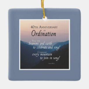 Personalisieren Sie die Glückwunsch der Ordination Keramikornament