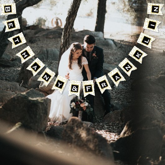 Personalisieren Sie die Hochzeit von Black Gold un Wimpelkette