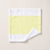 personalisieren Sie ein Geschenk mit gelbem Streif Badhandtuch Set (Waschlappen)