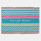 Personalisieren Sie Ihr Beach House Aqua Pink Zig Decke (Vorderseite)