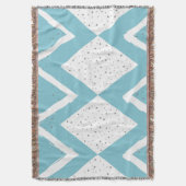 Personalisieren Sie Ihr Beach House Gray Zig Zag Decke (Vorderseite Vertikal)