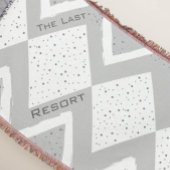 Personalisieren Sie Ihr Beach House Gray Zig Zag Decke