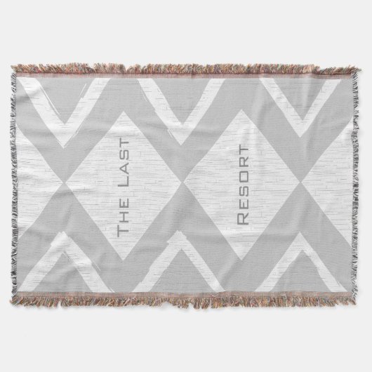 Personalisieren Sie Ihr Beach House Gray Zig Zag Decke (Vorderseite)