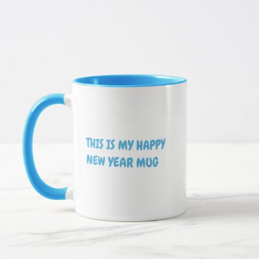 Personalisieren Sie lustiges Glück Neujahr Sky Blu Tasse (Links)