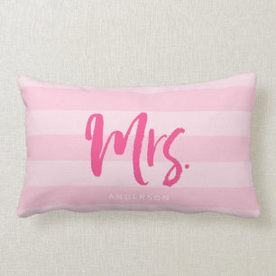 Personalisieren Sie mit Name Frau Preppy Pink Stri Lendenkissen