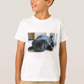 Personalisieren Sie niedlichen schwarzen Mops Welp T-Shirt