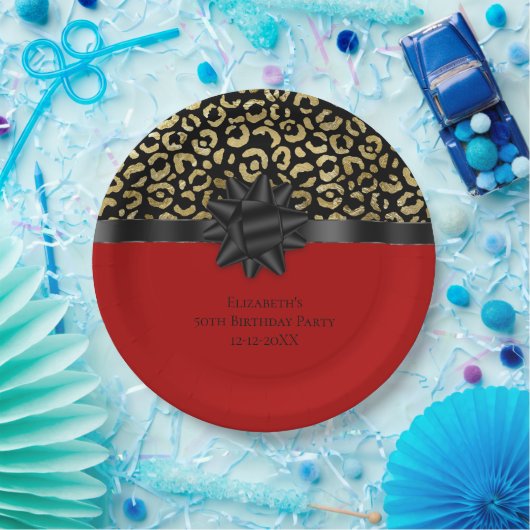 Personalisieren Sie Red Black Gold Leopard Print G Pappteller (Party)