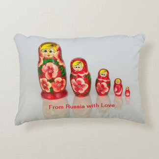 Personalisieren Sie russische Matryoshka stapelbar Dekokissen