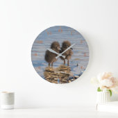 Personalisieren Sie zwei Küken von Limpkin Große Wanduhr (Zuhause)