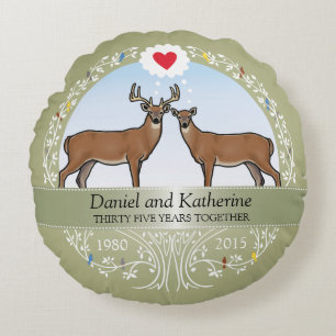 Personalisiert 35. Hochzeitstag, Buck & Doe Rundes Kissen