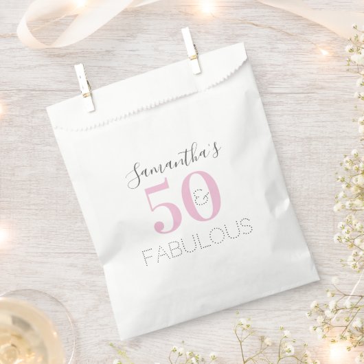 Personalisiert 50 und fabelhaft Modern Pink Birthd Geschenktütchen (Ausgeschnitten)