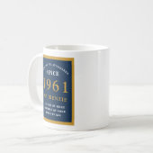 Personalisiert 60. Geburtstag 1961 Elegant Blue Go Kaffeetasse (Vorderseite Links)