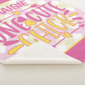 Personalisiert ADNAME 1 Niedliches Kichchen Pink G Sherpadecke (3/4)