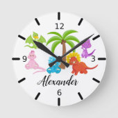 Personalisiert Baby Dinosaur & Friends Runde Wanduhr (Vorderseite)